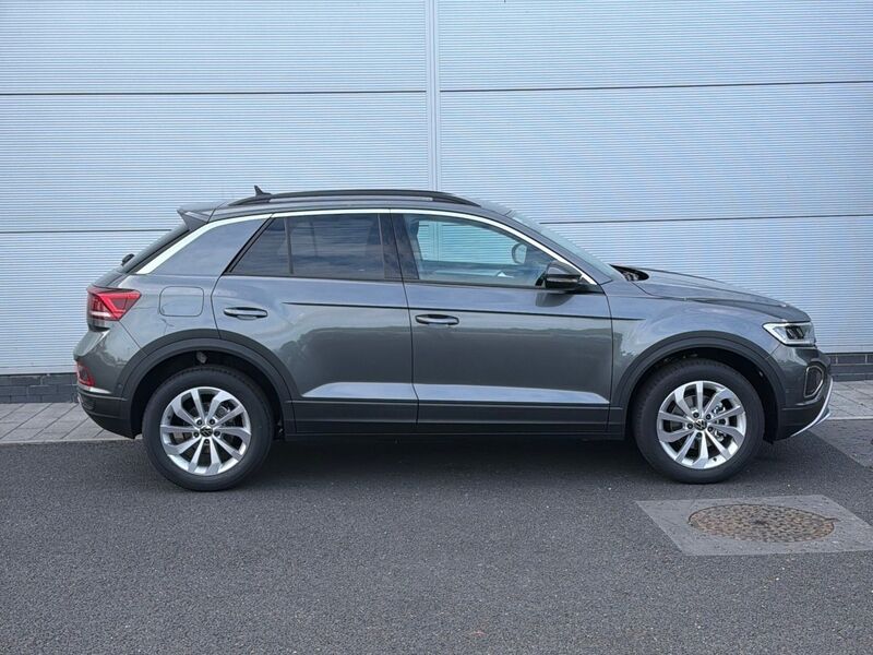 More views of Volkswagen T-Roc