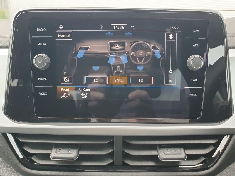 More views of Volkswagen T-Roc