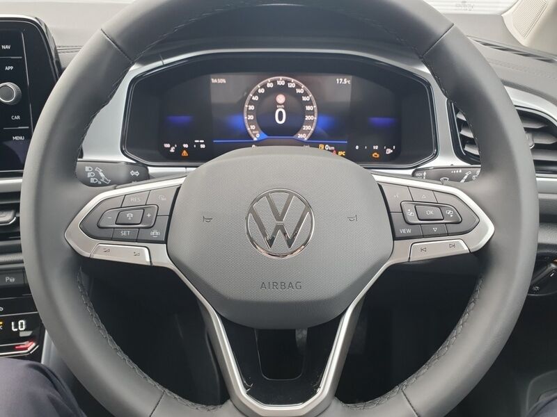 More views of Volkswagen T-Roc