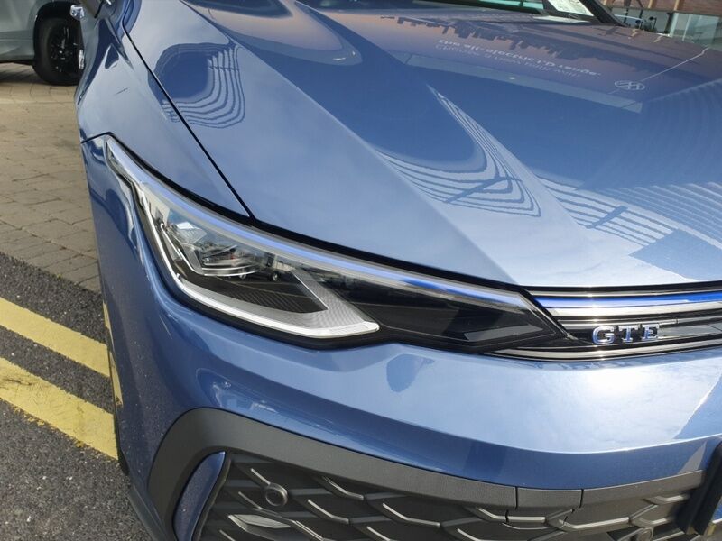 More views of Volkswagen Golf