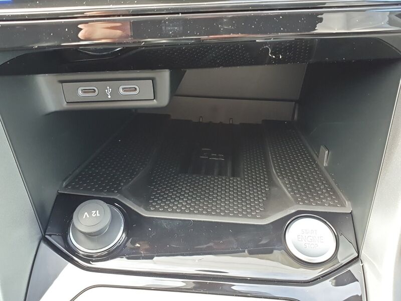 More views of Volkswagen T-Roc