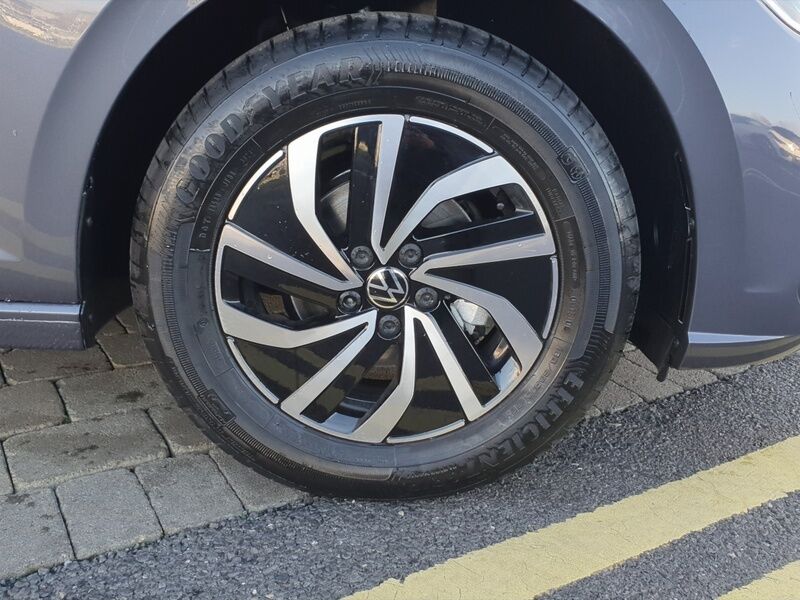 More views of Volkswagen Polo