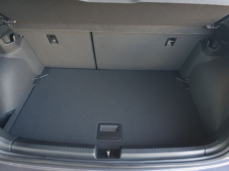 More views of Volkswagen Polo