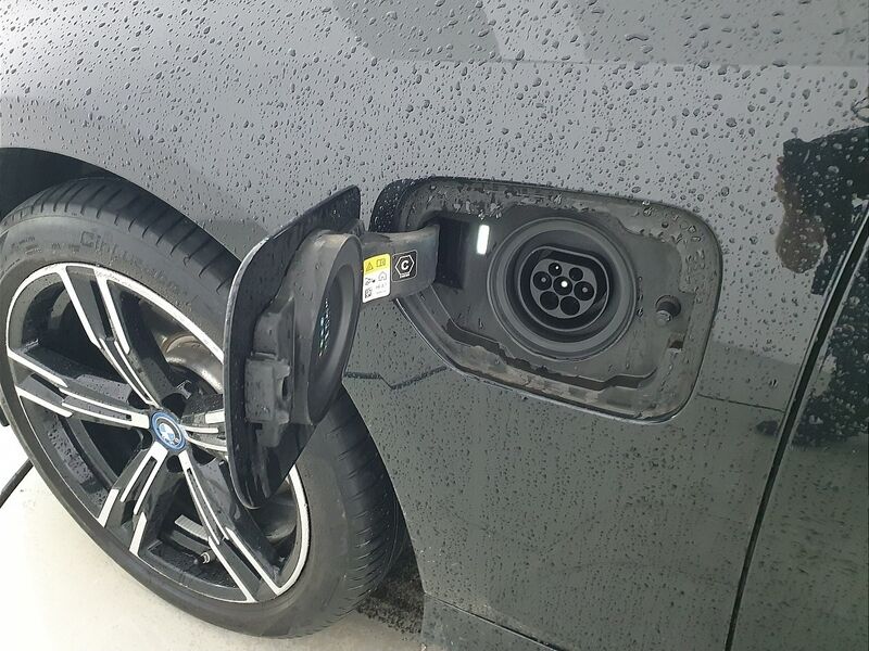 More views of BMW 3-Series