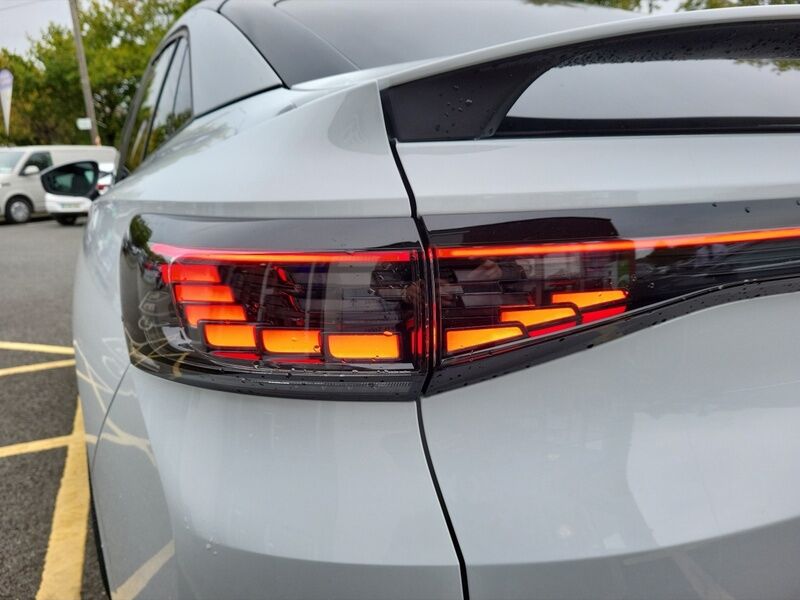 More views of Volkswagen ID.5