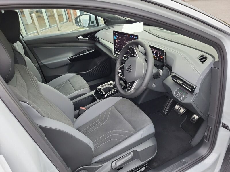 More views of Volkswagen ID.5