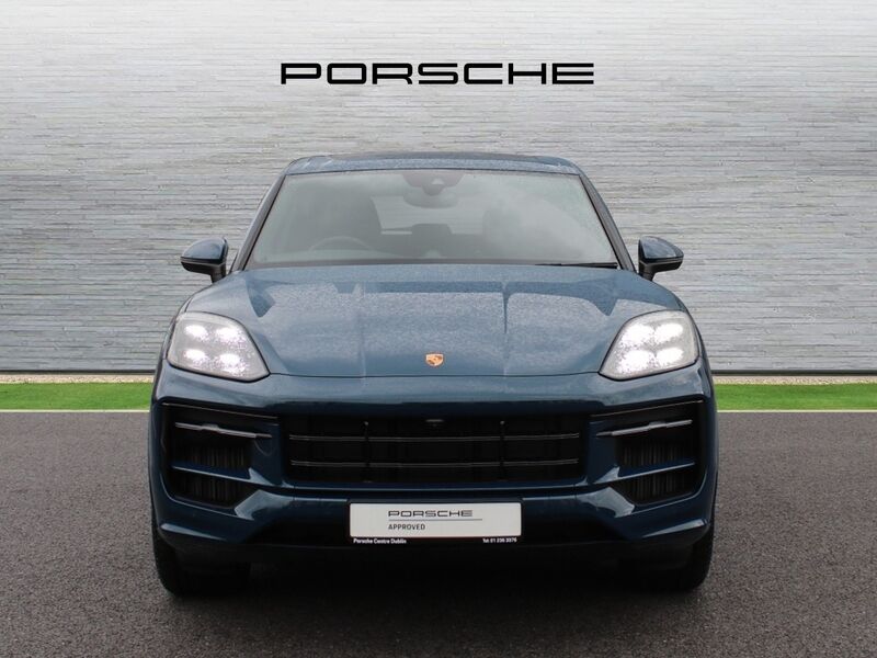 More views of Porsche Cayenne