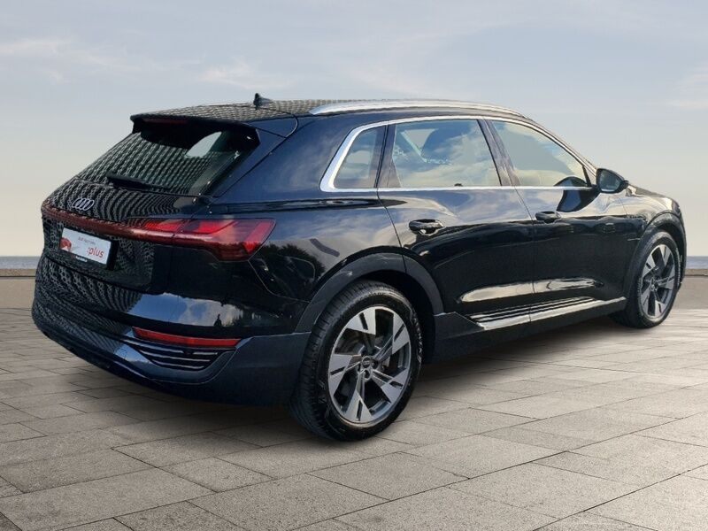 More views of Audi Q8 e-tron