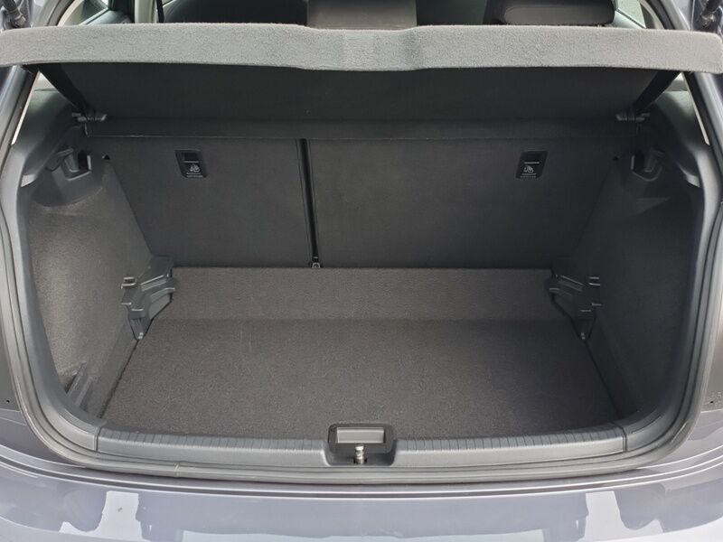 More views of Volkswagen Polo