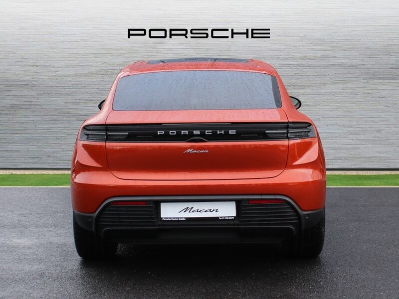 More views of Porsche Macan