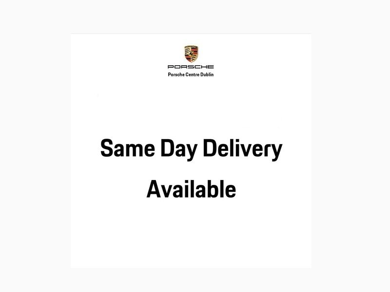 More views of Porsche Macan