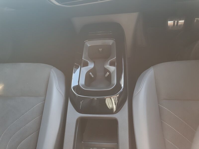 More views of Volkswagen ID.4