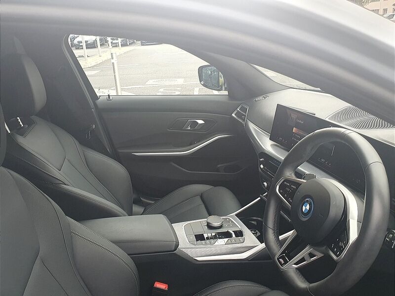 More views of BMW 3-Series