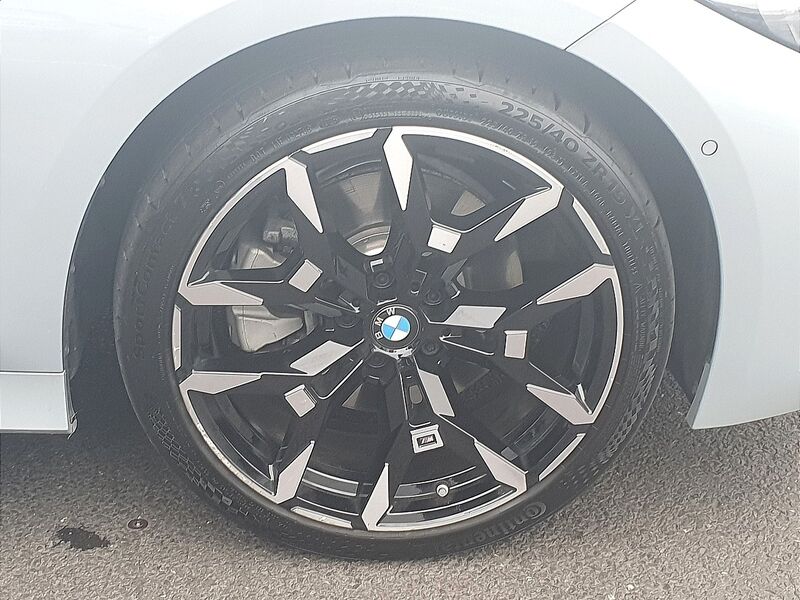 More views of BMW 3-Series