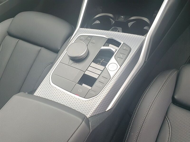 More views of BMW 3-Series