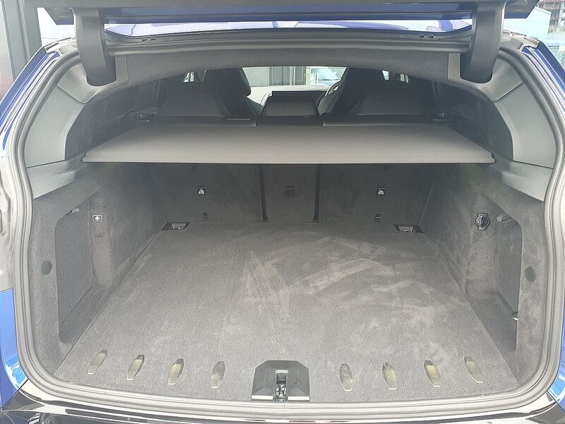 More views of BMW XM