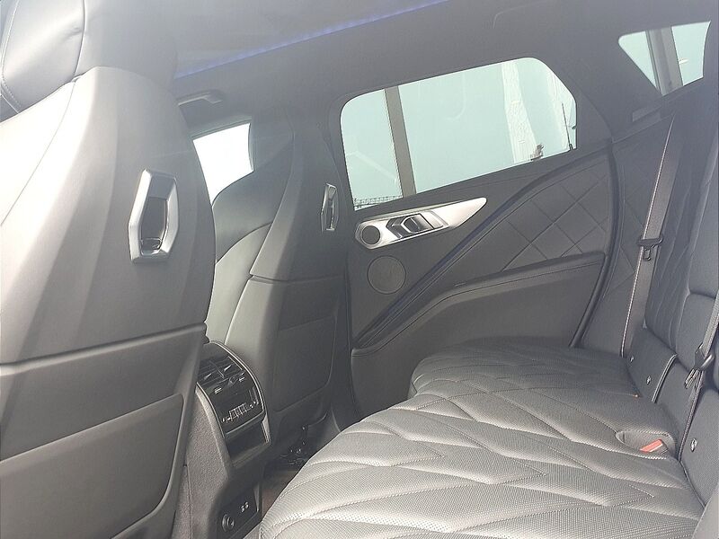 More views of BMW XM