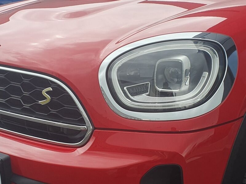 More views of Mini Countryman