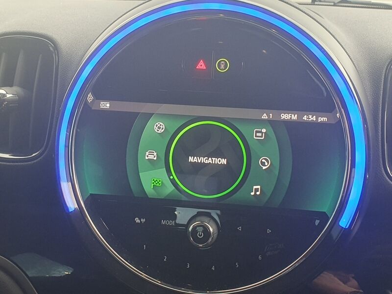 More views of Mini Countryman