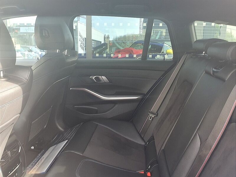 More views of BMW 3-Series