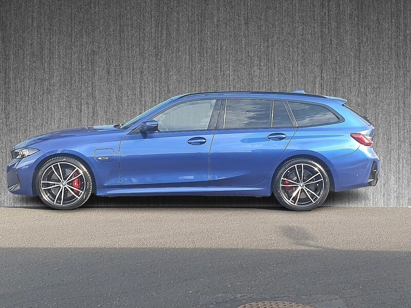 More views of BMW 3-Series