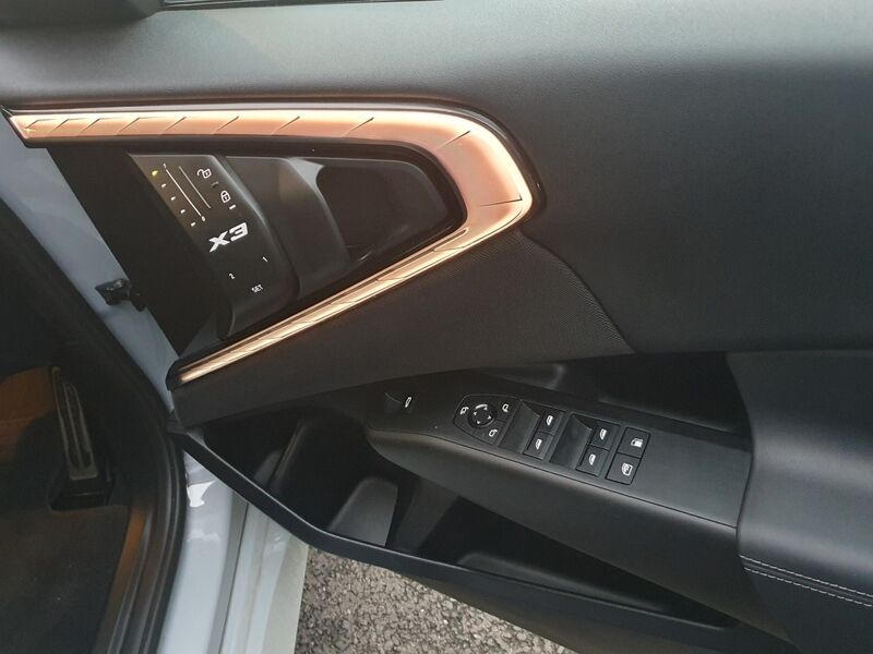 More views of BMW X3