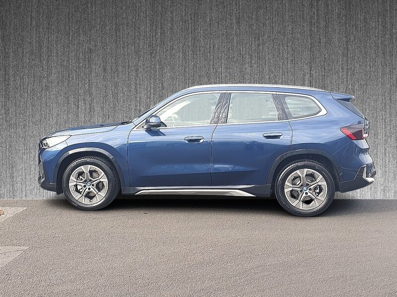 More views of BMW iX1