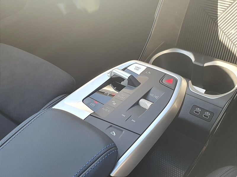 More views of BMW iX2