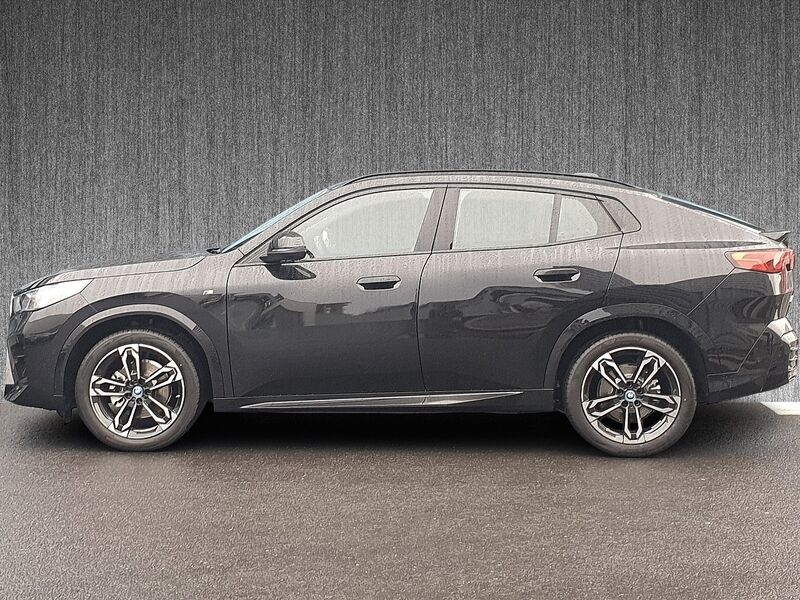 More views of BMW iX2