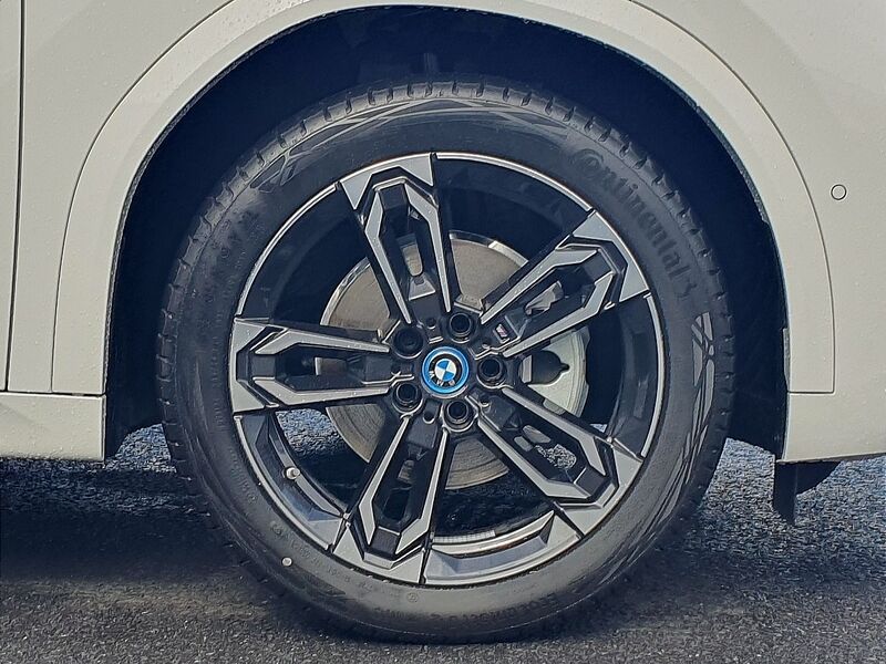 More views of BMW iX2