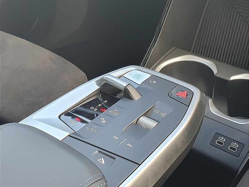 More views of BMW iX2