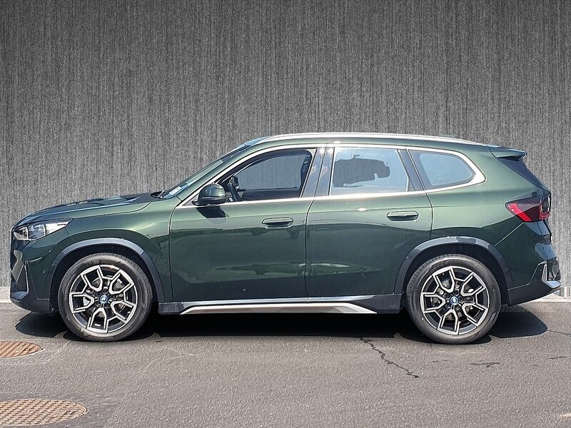 More views of BMW iX1