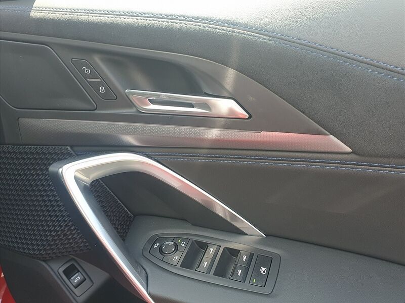 More views of BMW X2