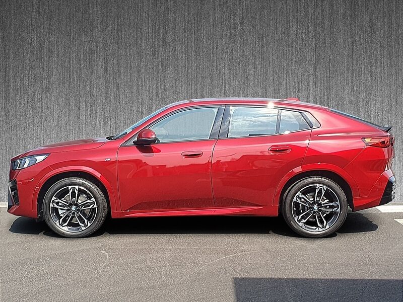 More views of BMW X2