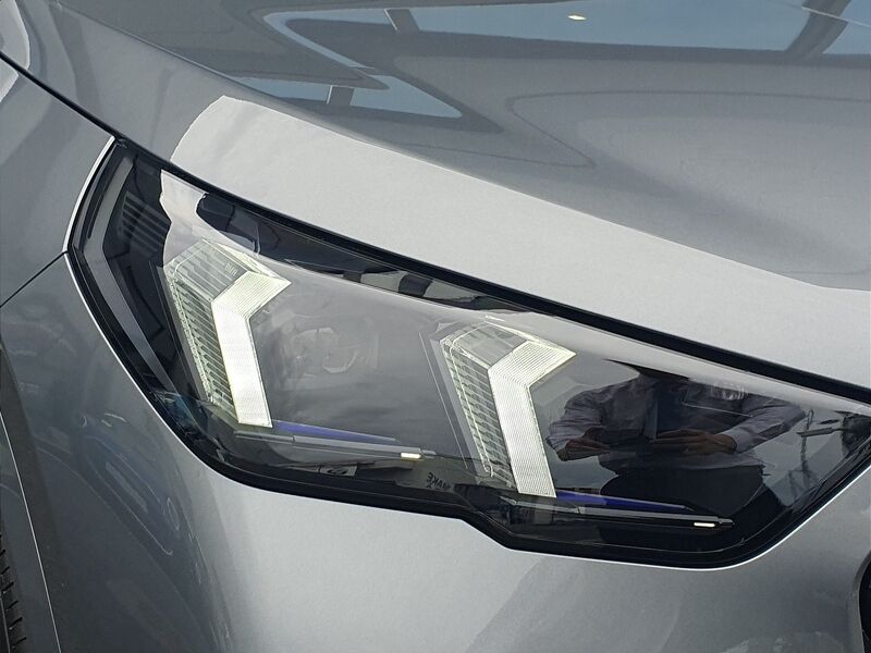 More views of BMW X2