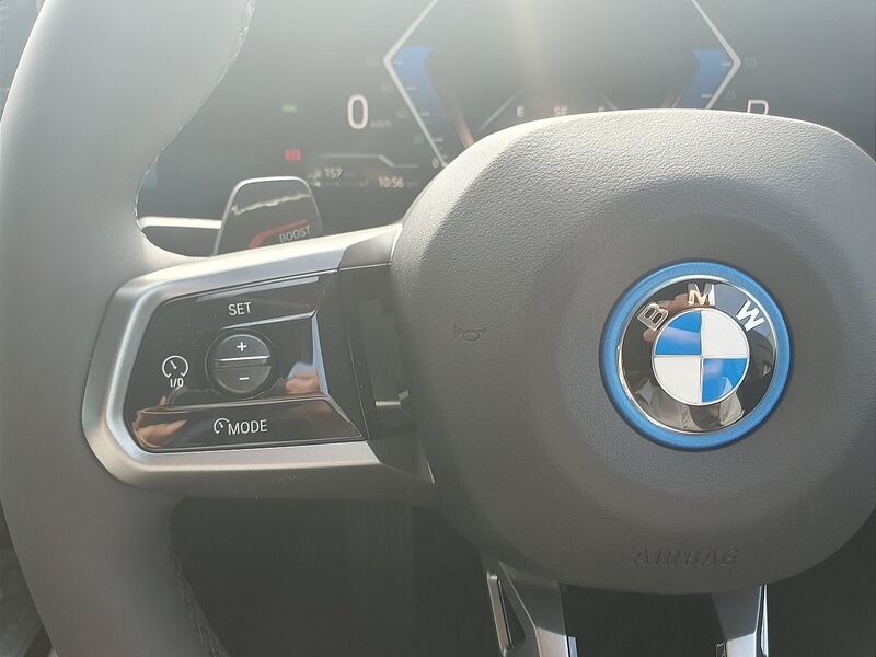 More views of BMW 5-Series