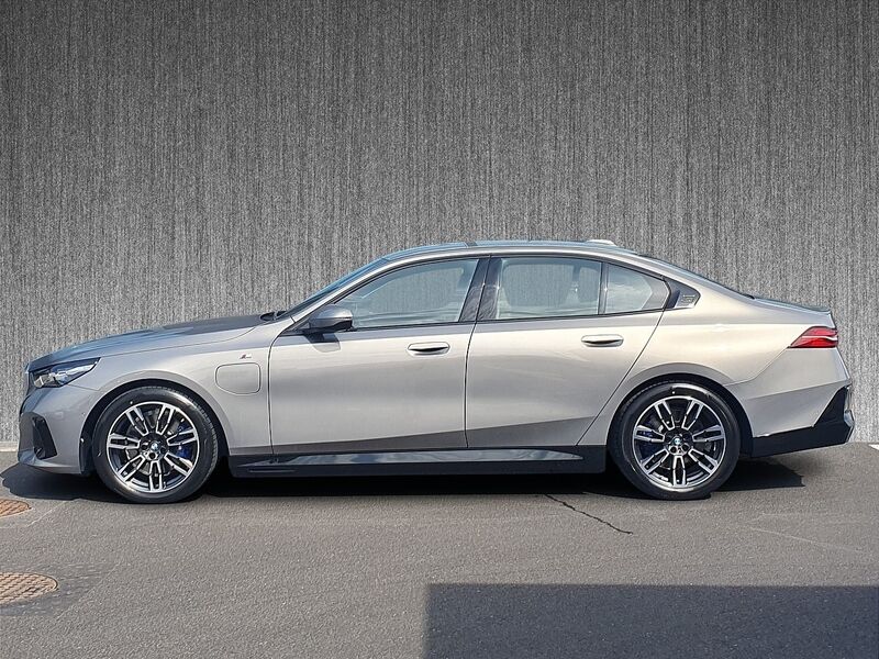 More views of BMW 5-Series