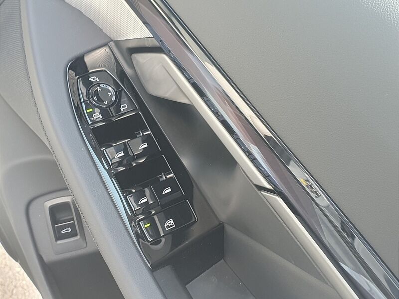 More views of BMW 5-Series