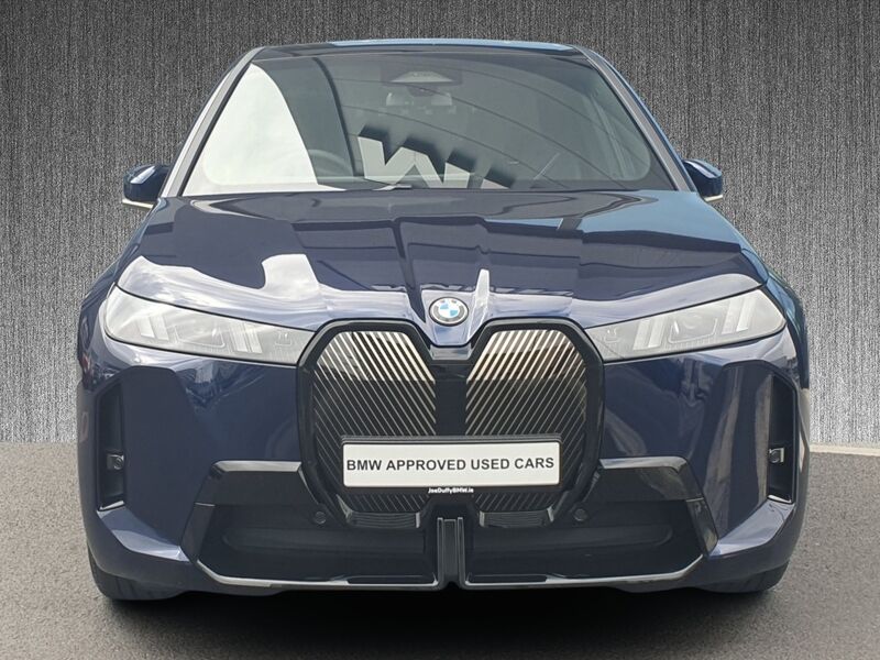 More views of BMW iX