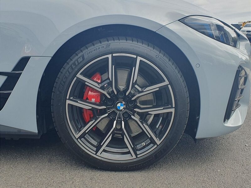 More views of BMW i4