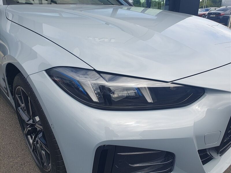 More views of BMW i4