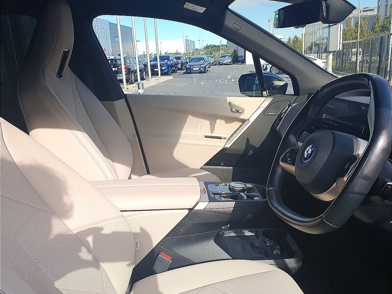More views of BMW iX