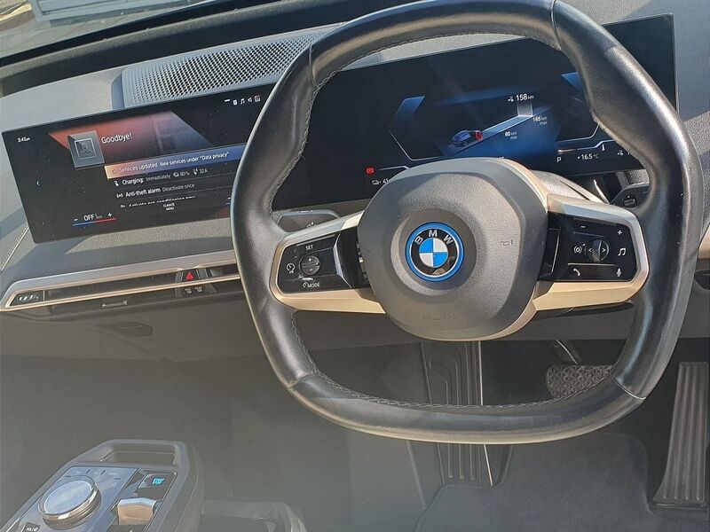 More views of BMW iX