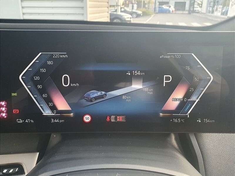 More views of BMW iX