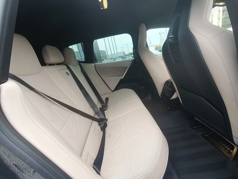 More views of BMW iX