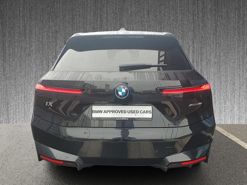 More views of BMW iX