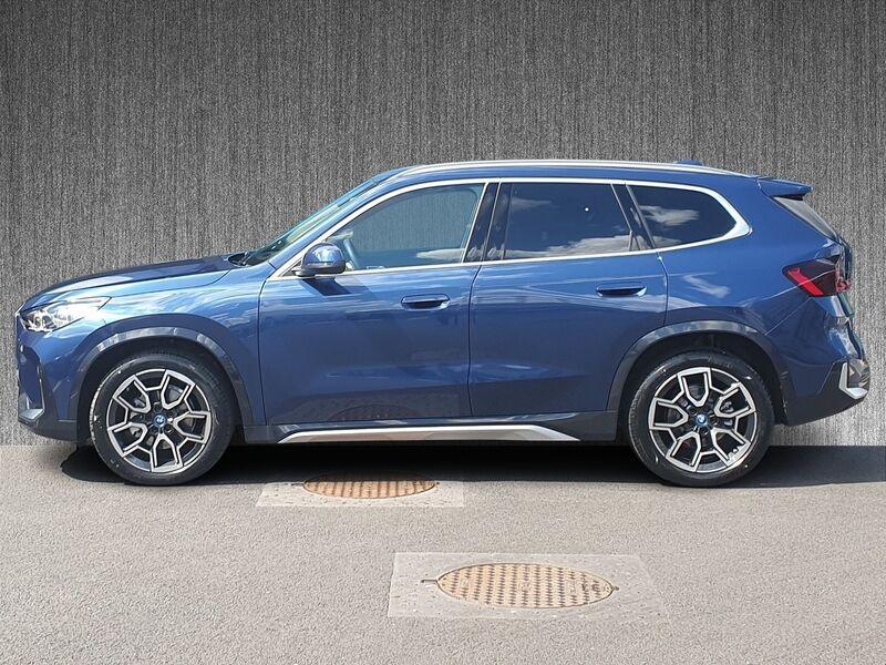 More views of BMW iX1