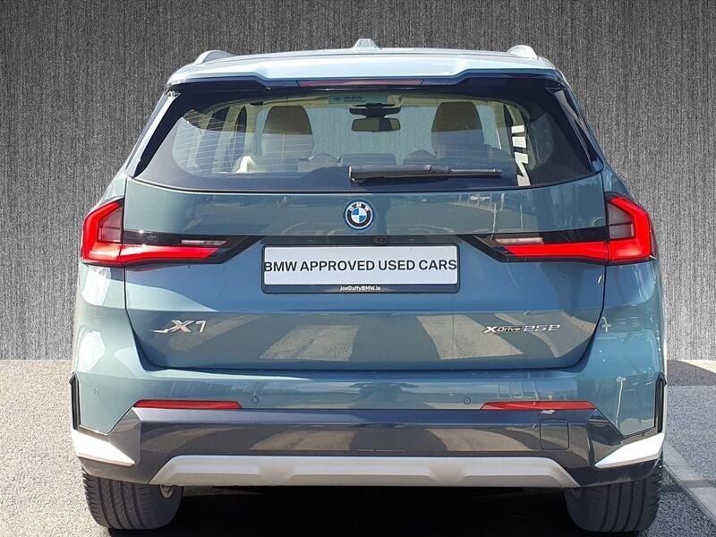 More views of BMW X1