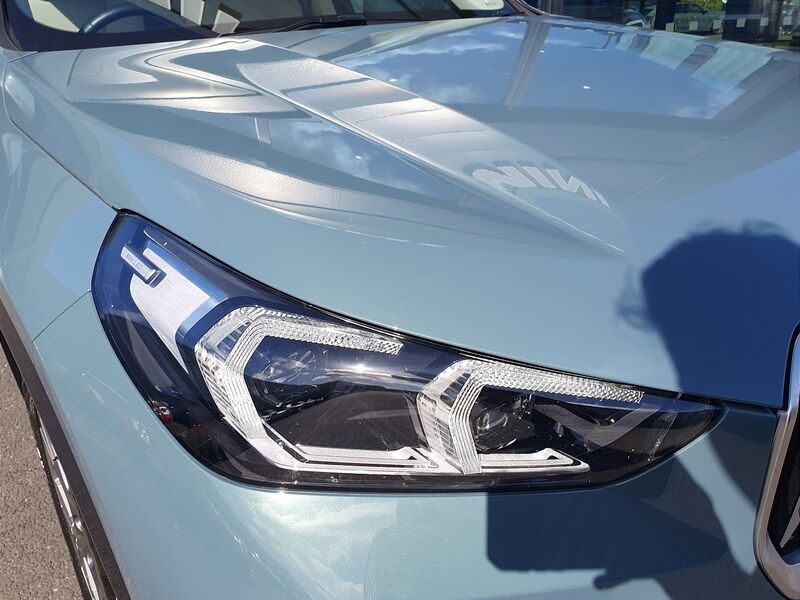 More views of BMW X1