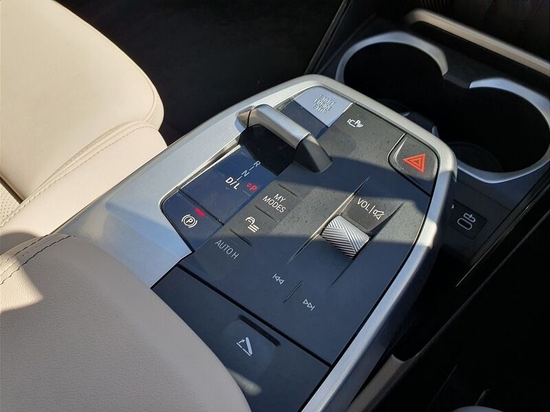 More views of BMW X1